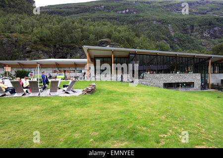 Aussicht auf den Fjord-Zentrum bauen, Geirangerfjord, Geiranger Stadt UNESCO World Heritage Site, Sunnmøre Region Møre Og Romsdal Stockfoto