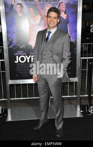 LOS ANGELES, CA - 9. Januar 2012: Jeremy Jordan bei der Weltpremiere seines neuen Films "Joyful Noise" bei Graumans Chinese Theatre in Hollywood. 9. Januar 2012 Los Angeles, CA Stockfoto