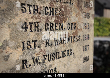 Dorf-ersten Weltkrieg WW1-Denkmal in Eardisland Herefordshire England UK zeigt Regimenter der gefallenen Stockfoto