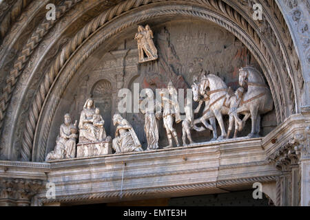 Kathedrale der mittelalterlichen Como am Comer See in Lombardei, Italien Stockfoto