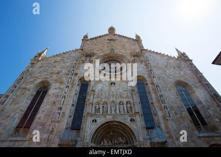 Kathedrale der mittelalterlichen Como am Comer See in Lombardei, Italien Stockfoto