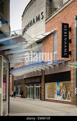 UK, Cumbria, Workington, Washington Square Shopping Centre, Debenham Store Stockfoto