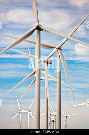 Windpark in der Mojave-Wüste Stockfoto
