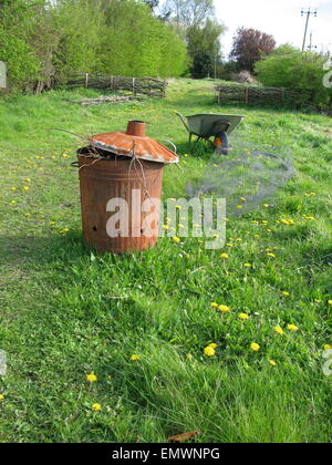 Garten-Verbrennungsanlage Stockfoto
