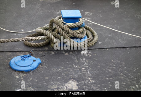 Detail des Seil um festmachen an Hythe auf Blackwater River, Maldon, Essex, England, UK Stockfoto