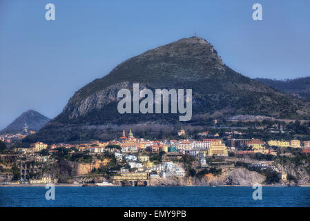 Vietri Sul Mare, Amalfiküste, Kampanien, Italien Stockfoto