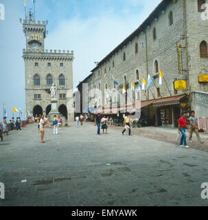 Urlaub in San Marino, Italien 1970er/1980er Jahre. Urlaub in San Marino, Italien 1970er/1980er Jahren. Stockfoto