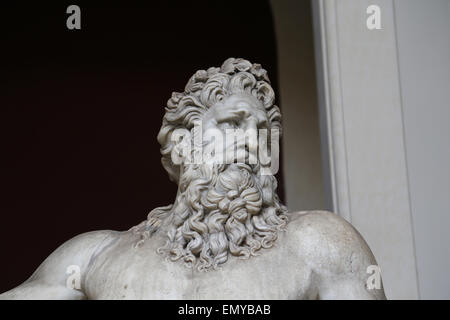 Römische Kaiserzeit. Zeiten des Kaisers Hadrian. 2. Jahrhundert. Skulptur eines Flusses Arno Gott (oder Tigris). Vatikanischen Museen. Stockfoto