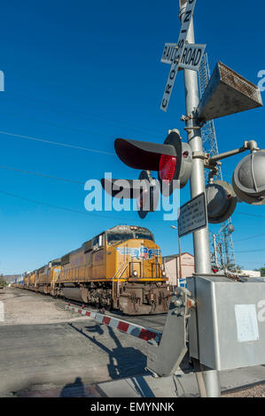 Bahnübergang bei Alpine. Texas. USA Stockfoto