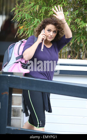 Nadia Sawalha außerhalb ITV Studios mit: Nadia Sawalha wo: London, Vereinigtes Königreich bei: 20. Oktober 2014 Stockfoto