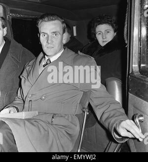 Manchester City Fußballer Don Revie, kurz vor seiner Abreise nach Sunderland FC. 29. Oktober 1956. Stockfoto