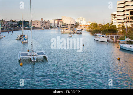 Blick auf Boote auf Ross Creek Townsville, Australien Stockfoto