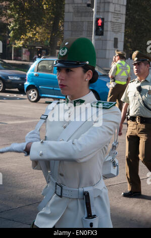 Die Carabineros Wachablösung am Palacio De La Moneda, Santiago, Chile Stockfoto