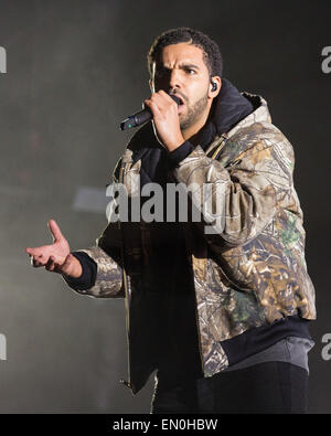 Indio, Kalifornien, USA. 19. April 2015. Sängerin DRAKE tritt während der drei Tage des Coachella Music and Arts Festival in Indio Polo Club in Indio, Kalifornien © Daniel DeSlover/ZUMA Draht/Alamy Live News Stockfoto