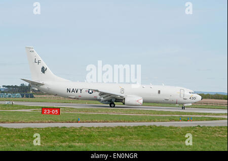 USA - Marine Boeing P-8A Poseidon (737-8FV) an RAF Lossiemouth.  SCO 9691. Stockfoto