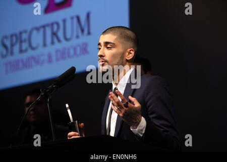 London 17 /04 2015 Park Lane Zayn Malik erhält Auszeichnung beim Asian Awards Stockfoto