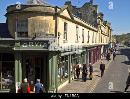 Bad Somerset England UK Shops auf Pulteney Bridge Stockfoto