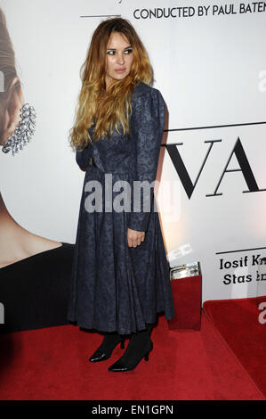 Valeriya im Konzert in der Royal Albert Hall zusammen mit dem Royal Philharmonic Orchestra in London - Ankünfte Featuring: Kierston Wareing wo: London, Vereinigtes Königreich bei: 21. Oktober 2014 Stockfoto