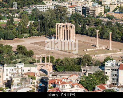 Blick auf den Tempel des Zeus von der Akropolis Stockfoto