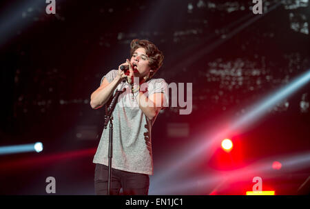 Manchester, UK. 25. April 2015. Die Vamps Höchstleistungen live The Manchester Arena Credit: Gary Mather/Alamy Live News Stockfoto