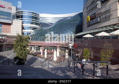 Warschau-Goldene Terrassen (Zlote Tarasy) Stockfoto