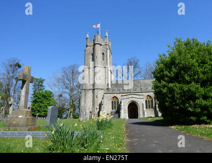 St Giles Kirche, Bradford-in-Ton, Somerset fliegen England Flagge für St George es Day Stockfoto