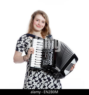 Teenager-Mädchen im Studio mit Akkordeon vor weißem Hintergrund Stockfoto