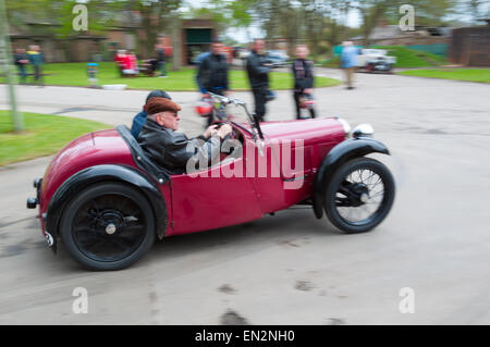 Oldtimer auf der 5. Sonntag Brunch Gerangel in Bicester Erbe, Oxfordshire, England Stockfoto