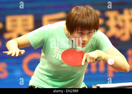 Suzhou International Expo Centre, Suzhou, China. 26. April 2015. Ding Ning (CHN), 26. April 2015 - Tischtennis: 2015 World Table Tennis Championships Trainingseinheit im Suzhou International Expo Centre, Suzhou, China. © Shingo Ito/AFLO SPORT/Alamy Live-Nachrichten Stockfoto