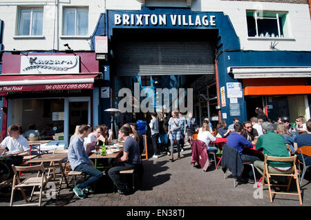 Die Gentrifizierung Brixton in Brixton Dorf Granville Arcade-Markthalle Stockfoto