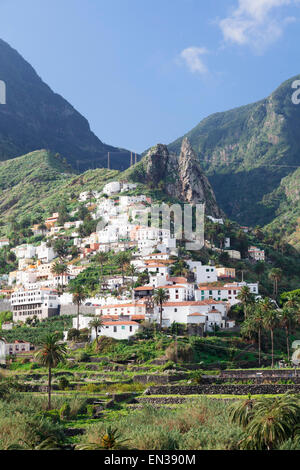 Hermigua, Twin Rocks, Roques de San Pedro, Bananenplantagen, La Gomera, Kanarische Inseln, Spanien Stockfoto