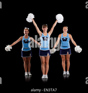 Studio shot der Cheerleader tanzen (16-17) Stockfoto