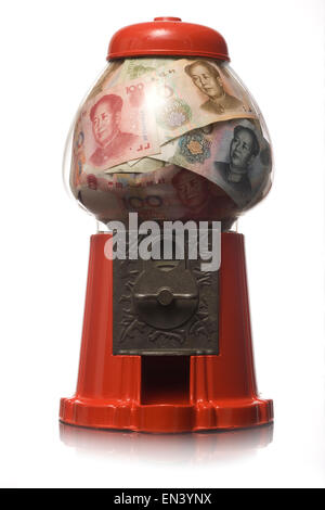 Gumball machine voller Geld Stockfoto