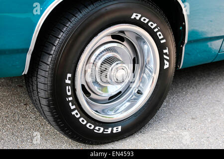 BF Goodrich Reifen auf ein Chevy Camaro SS Muscle Car Cabrio 1973 Stockfoto