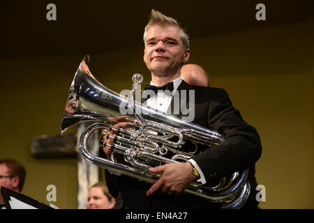 Bandmitglied Michael Dodd: Grimethorpe Colliery Band im Konzert, Barnsley, UK. Bild: Scott Bairstow/Alamy Stockfoto