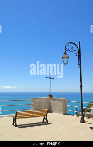 Costa di Framura, Blick aufs Meer, der Anblick der Toten Tropfen ins Meer Stockfoto