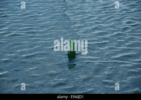 Verschiedene Arten von Wasserwellen mit Details Stockfoto