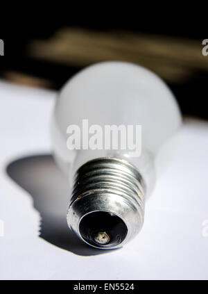 Eine Halogenlampe von Osram 42W 240v Stockfoto