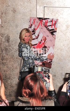 New York, USA. 27. April 2015. Nicky Hilton im Ankunftsbereich für DUJOUR Magazine April Ausgabe decken Party für Paris Hilton, PHD auf dem Dach im Dream Downtown Hotel, New York, NY 27. April 2015. Bildnachweis: Everett Collection Inc/Alamy Live-Nachrichten Stockfoto