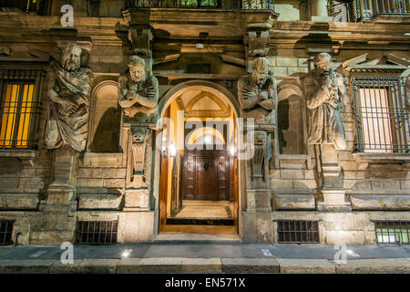 Die Casa Degli Omenoni historische Palast datiert 16. Jahrhundert, Mailand, Lombardei, Italien Stockfoto