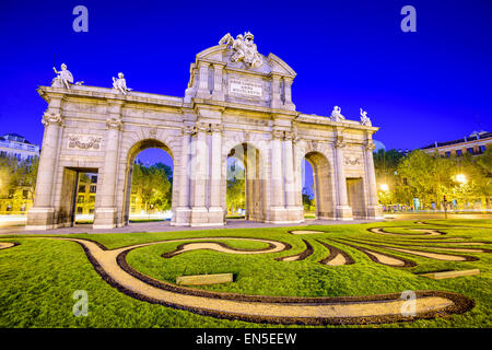 Madrid, Spanien am Tor Puerta de Alcala. Stockfoto