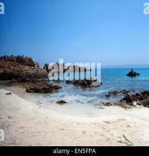 Urlaub in Nordsardinien Auf der Insel Budelli, Italienisch 1970er Jahre. Urlaub im Norden Sardiniens auf der Insel Budelli, Italien Stockfoto