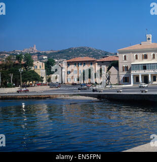 Urlaub in Nordsardinien Auf der Insel Maddalena, Italien 1970er Jahre. Urlaub im Norden Sardiniens auf der Insel Maddalena, es Stockfoto