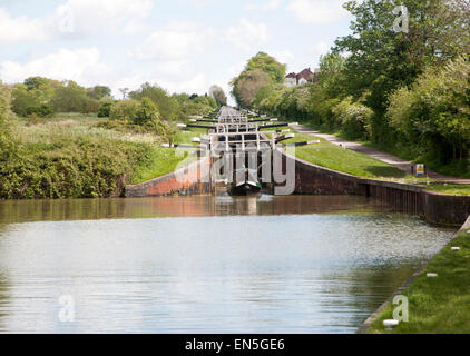 Caen Hill Flug der Verriegelungen auf dem Kennet und Avon Kanal Devizes, Wiltshire, England Stockfoto