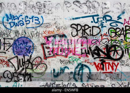 East Side Gallery Par der ehemaligen Berliner Mauer, gemalt von Künstlern Form rund um die Welt, open Air Museum, Berlin Stockfoto