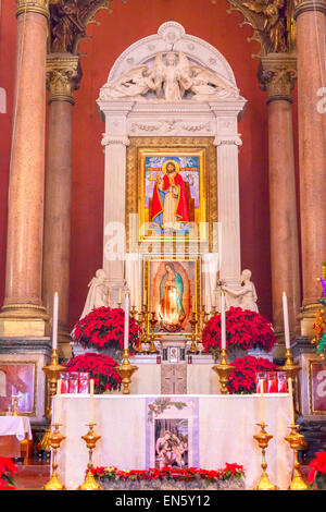 Alten Basilika Guadalupe, Mexiko-Stadt Mexiko. Templo Expiatorio ein Cristo Rey. Stockfoto