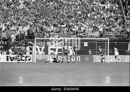 Aston Villa V Bayern München Europapokal-Finale im Stadion De Kuip in Rotterdam, Niederlande, 26. Mai 1982. Stockfoto