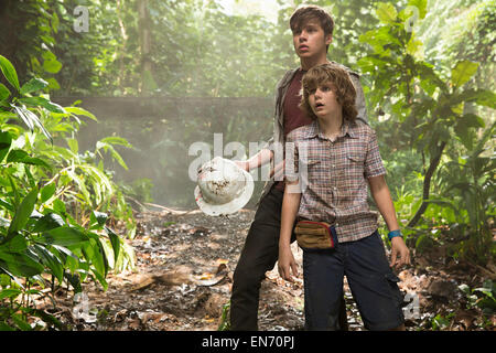 Jurassic World ist eine bevorstehende 2015 amerikanische Science-Fiction-Abenteuer-Film unter der Regie von Colin Trevorrow. Es ist die vierte Tranche in der Jurassic Park-Filmreihe.  Dieses Foto ist nur zu redaktionellen Zwecken und unterliegen dem Copyright von der Filmgesellschaft und/oder der Fotograf von dem Film oder der Firma zugeordnet und kann nur durch Veröffentlichungen im Zusammenhang mit der Förderung der oben genannten Film reproduziert werden. Eine obligatorische Gutschrift auf die Filmgesellschaft ist erforderlich. Der Fotograf sollte auch angerechnet werden, wenn bekannt. Stockfoto