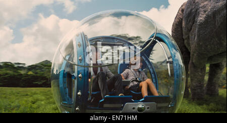 Jurassic World ist eine bevorstehende 2015 amerikanische Science-Fiction-Abenteuer-Film unter der Regie von Colin Trevorrow. Es ist die vierte Tranche in der Jurassic Park-Filmreihe.  Dieses Foto ist nur zu redaktionellen Zwecken und unterliegen dem Copyright von der Filmgesellschaft und/oder der Fotograf von dem Film oder der Firma zugeordnet und kann nur durch Veröffentlichungen im Zusammenhang mit der Förderung der oben genannten Film reproduziert werden. Eine obligatorische Gutschrift auf die Filmgesellschaft ist erforderlich. Der Fotograf sollte auch angerechnet werden, wenn bekannt. Stockfoto