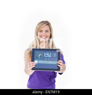 Zusammengesetztes Bild der Tablet-Computer von einer blonden Frau gehalten werden Stockfoto